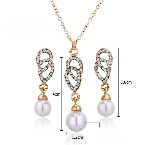 Nezo™ | Gouden parelketting met GRATIS oorbellen