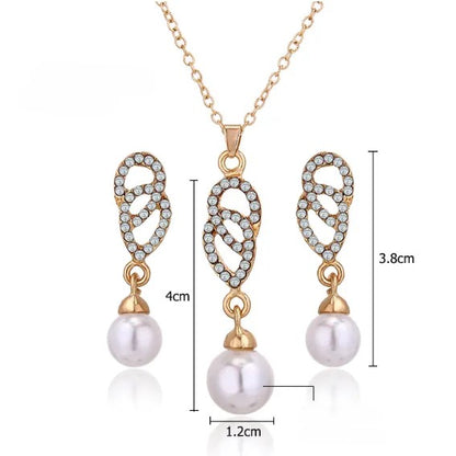 Nezo™ | Gouden parelketting met GRATIS oorbellen